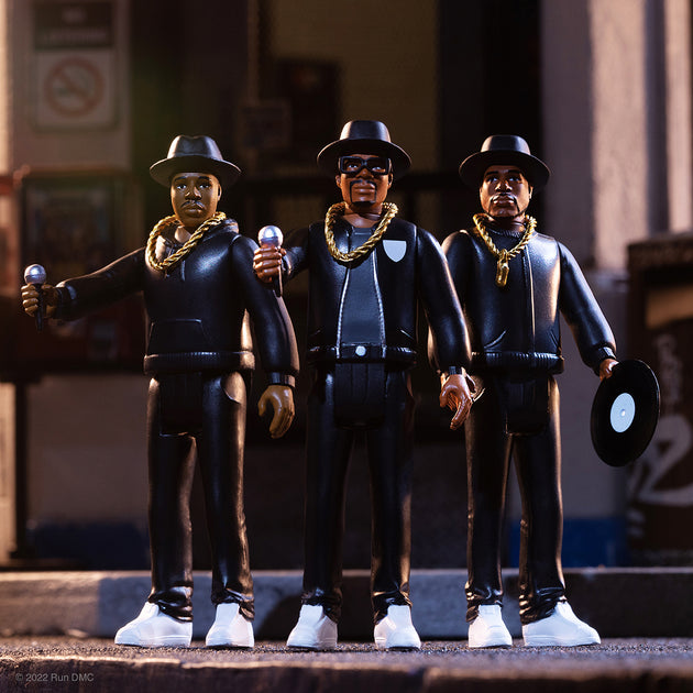 RUN DMC キャップと Superstar 、フィギュアセット super7-run-dmc-reaction-figure
