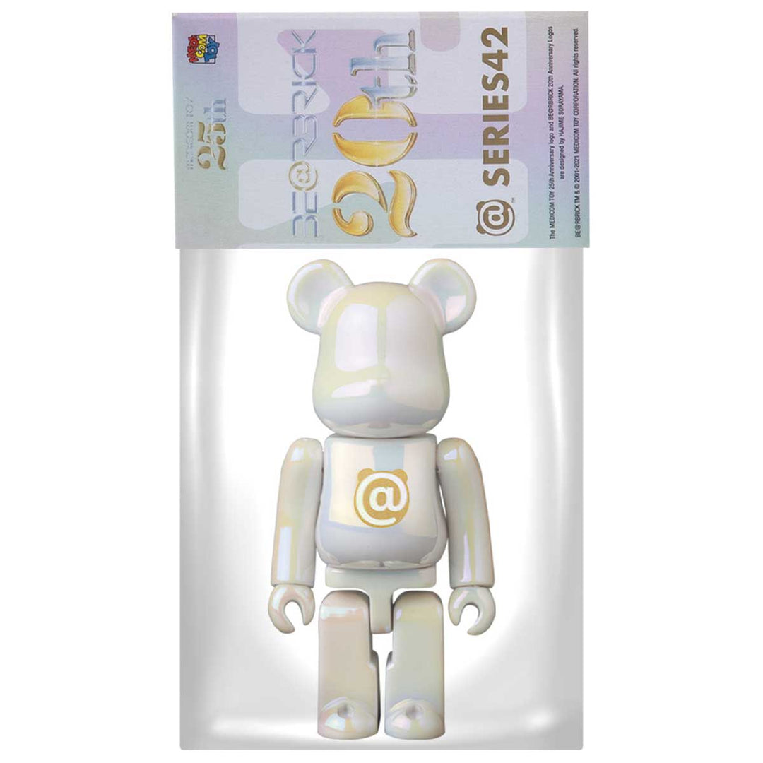 Bearbrick 100% Series 42 Basic - @ – Urban Attitude