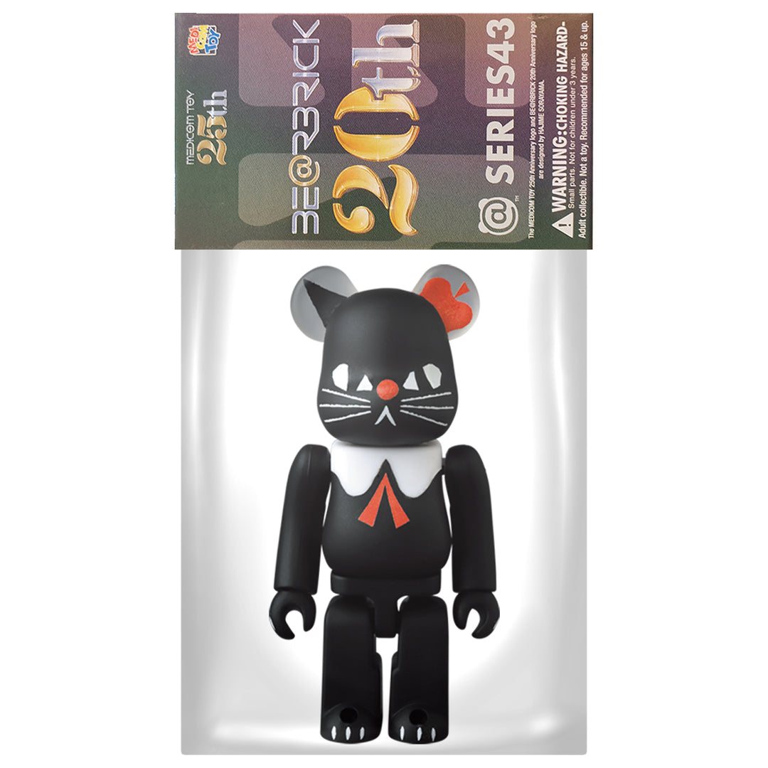 Bearbrick 100% Series 43 Artist - Robin the Black Cat – Urban Attitude
