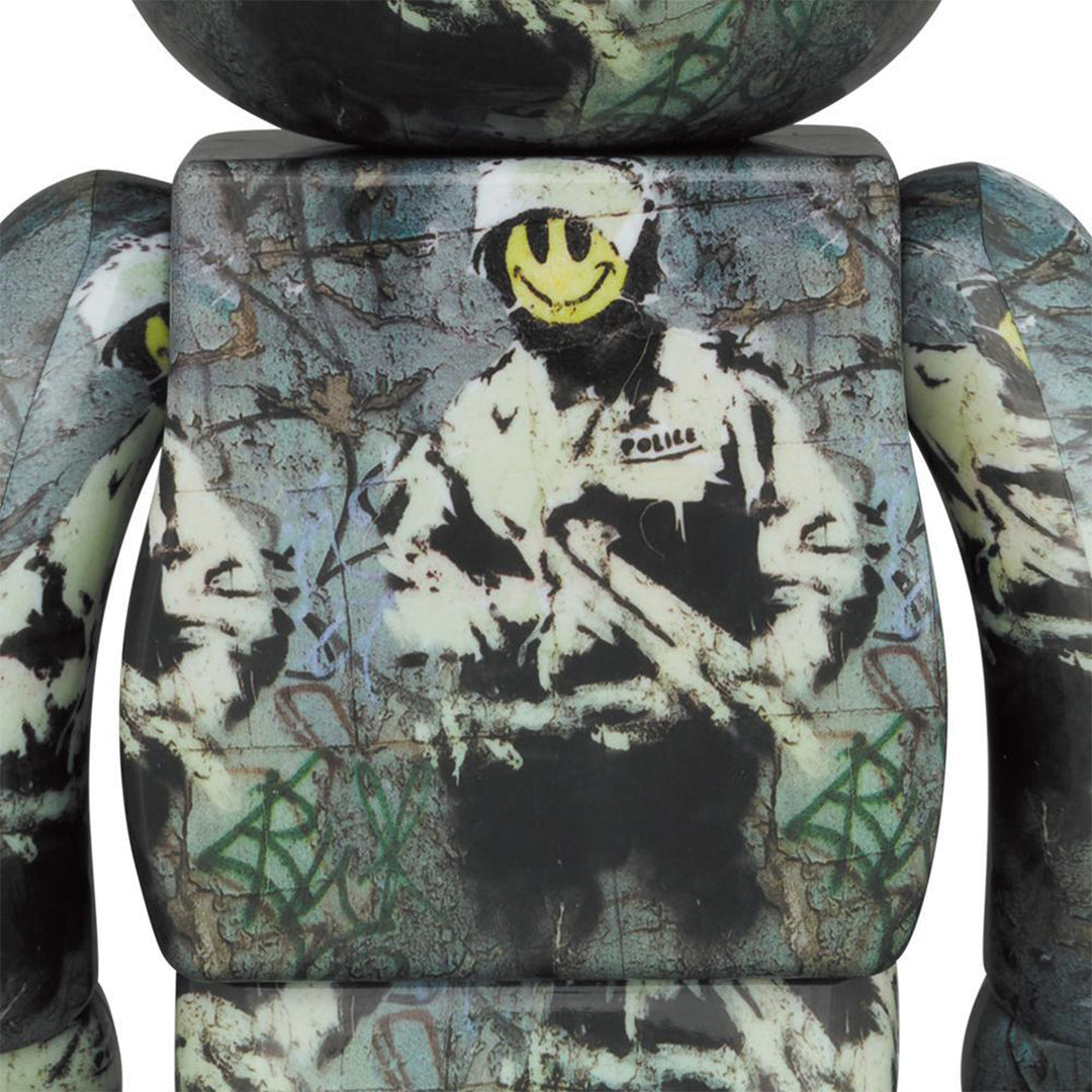 Bearbrick 1000% Riot Cop – Urban Attitude