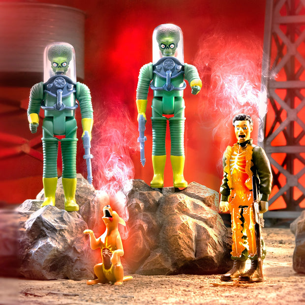 Super7 Mars Attacks ReAction Figure - Mars Alien 2 Gun & Burning Dog Lifestyle Urban Attitude